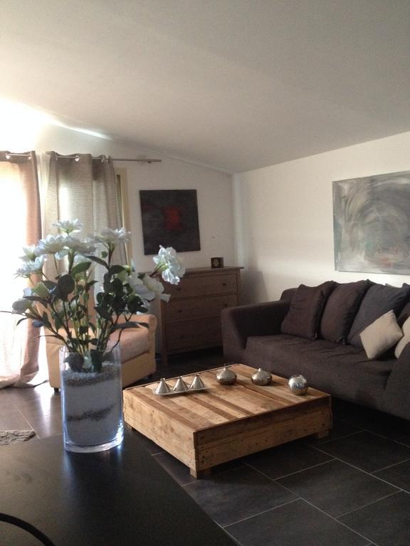 Gite Au Coeur De La Provence & Spa Saint-Cannat Rum bild