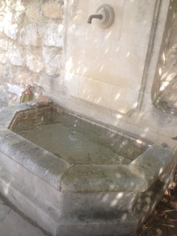 Gite Au Coeur De La Provence & Spa Saint-Cannat Rum bild